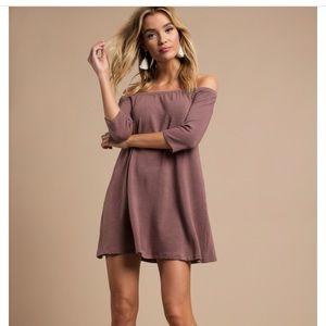 Tobi Off-the-Shoulder Olly Mauve Shift Dress